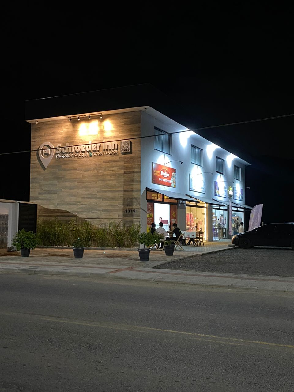 Fachada Hotel Schroeder Inn